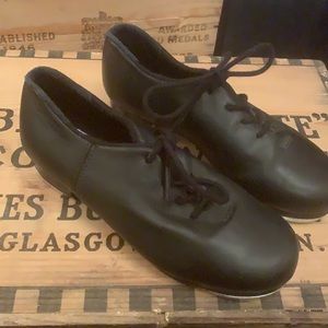 Tap shoes